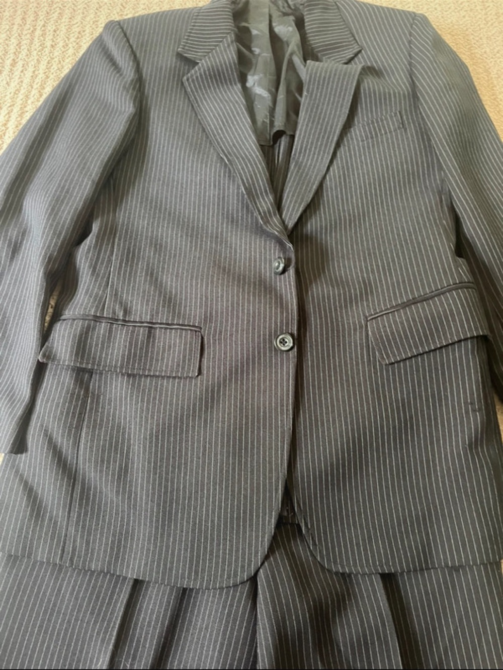 IC COLLECTION Men's Black Pinstripe Two-Button Suit Jacket